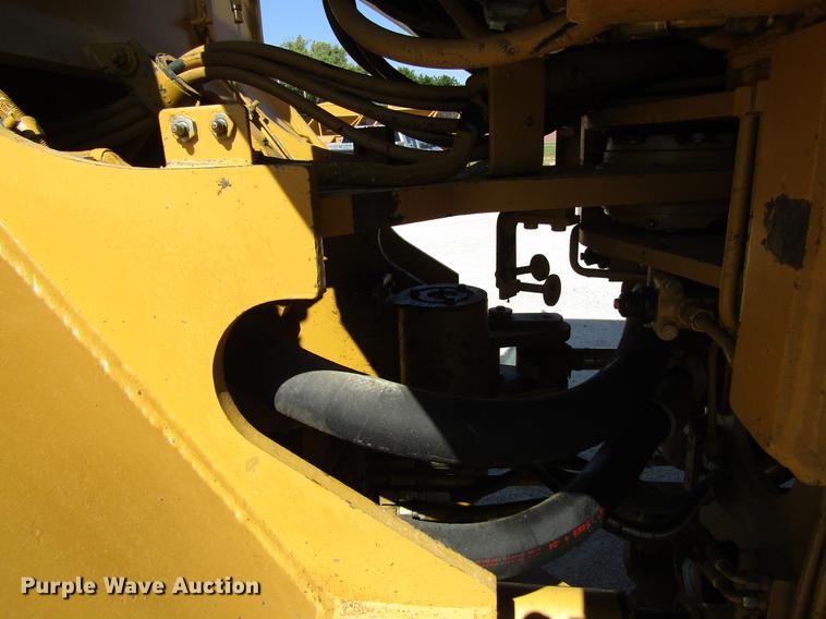 image for item DF3857 1999 Caterpillar 966G wheel loader
