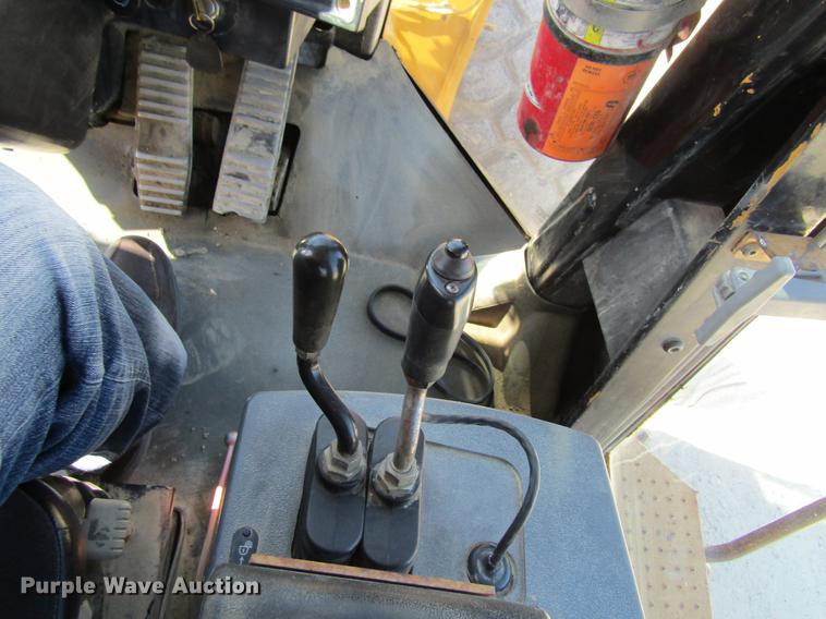 image for item DF3857 1999 Caterpillar 966G wheel loader