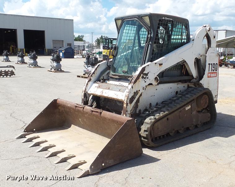 image for item DM9870 2007 Bobcat T190 skid steer
