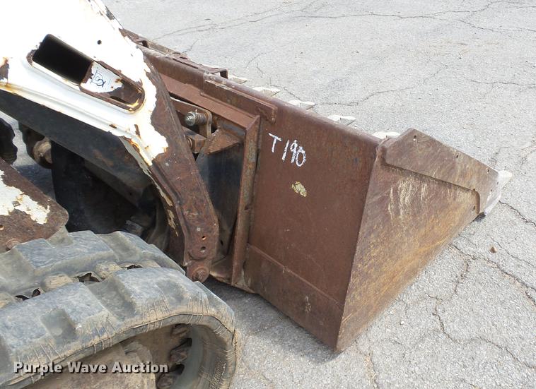 image for item DM9870 2007 Bobcat T190 skid steer