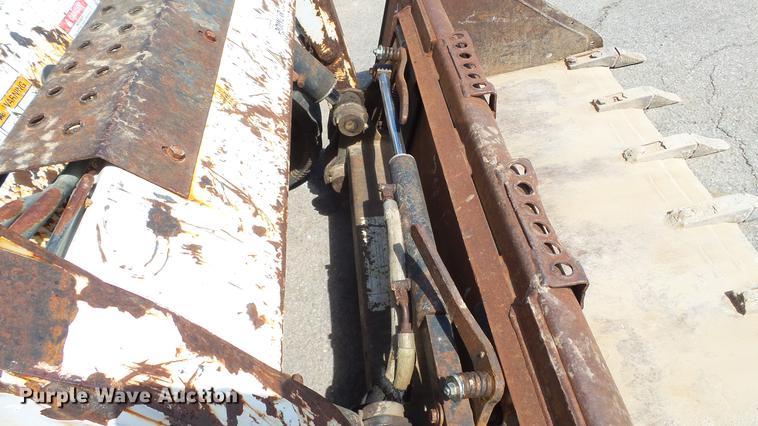 image for item DM9870 2007 Bobcat T190 skid steer
