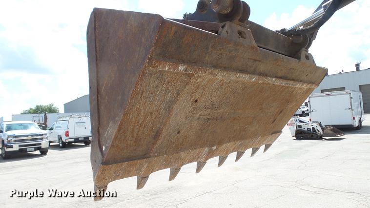 image for item DM9870 2007 Bobcat T190 skid steer