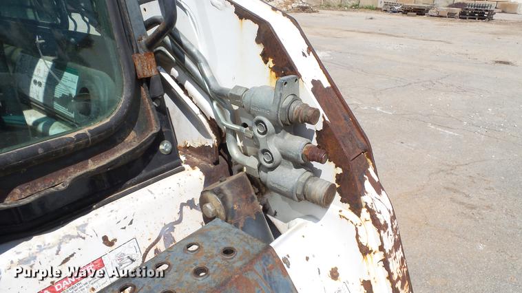 image for item DM9870 2007 Bobcat T190 skid steer