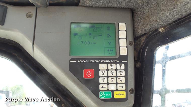 image for item DM9870 2007 Bobcat T190 skid steer