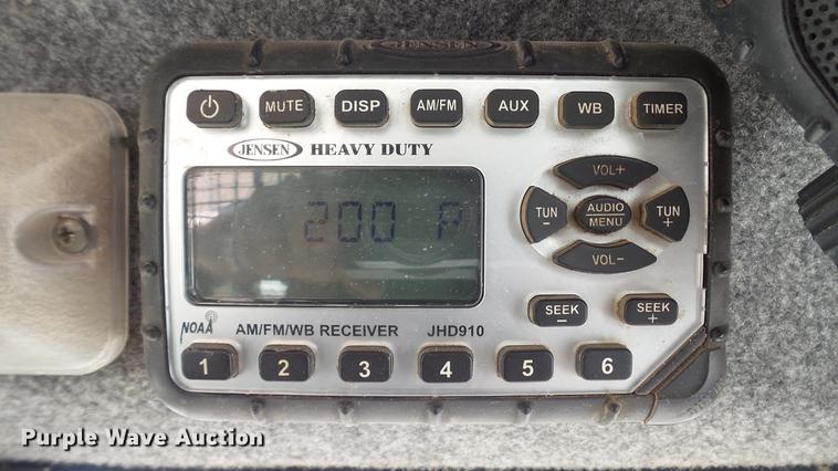 image for item DM9870 2007 Bobcat T190 skid steer