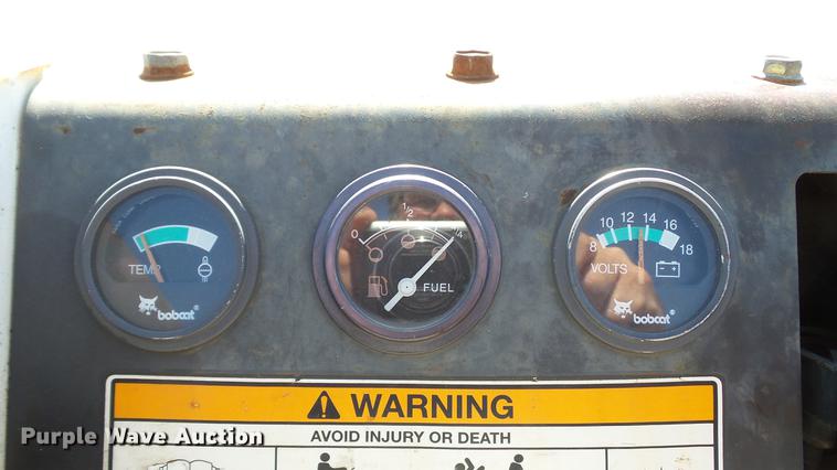 image for item DM9873 2005 Bobcat MT55 compact utility loader