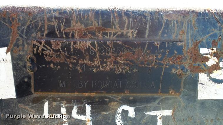 image for item DM9873 2005 Bobcat MT55 compact utility loader