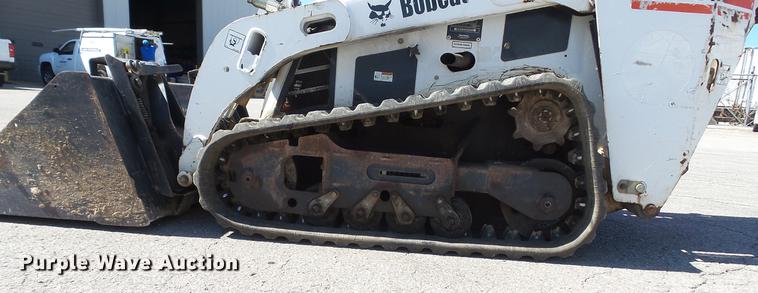 image for item DM9873 2005 Bobcat MT55 compact utility loader