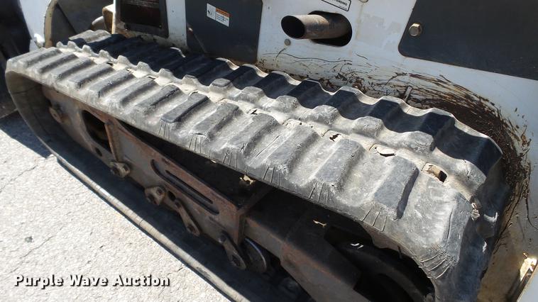 image for item DM9873 2005 Bobcat MT55 compact utility loader