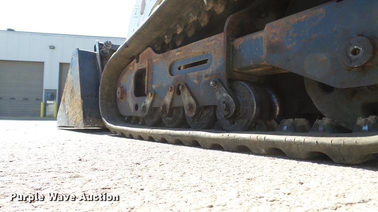 image for item DM9873 2005 Bobcat MT55 compact utility loader