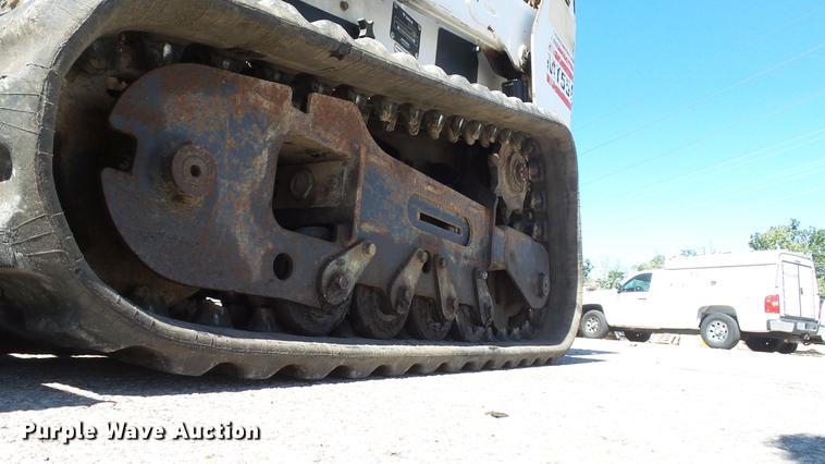 image for item DM9873 2005 Bobcat MT55 compact utility loader