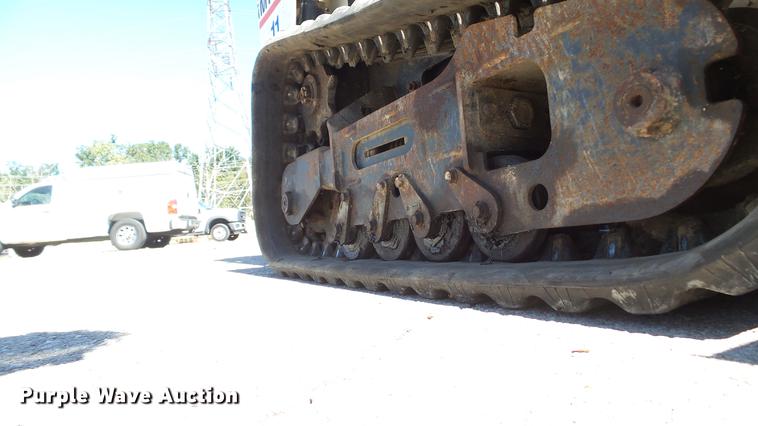 image for item DM9873 2005 Bobcat MT55 compact utility loader