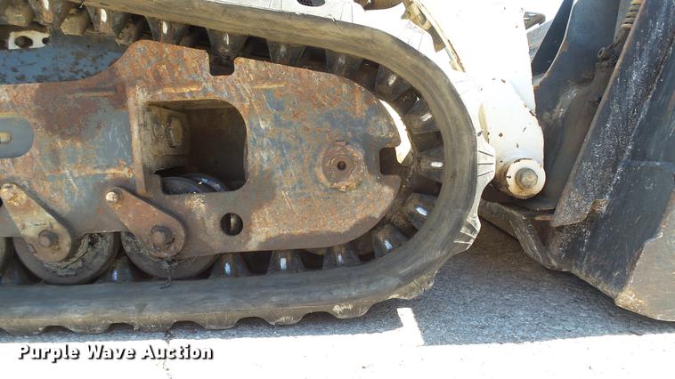 image for item DM9873 2005 Bobcat MT55 compact utility loader