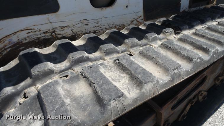 image for item DM9873 2005 Bobcat MT55 compact utility loader