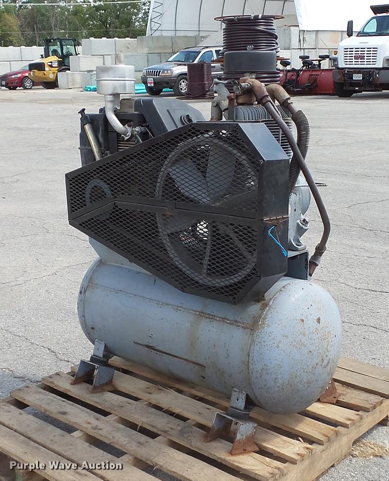 image for item DM9874 Gardner Denver HGR6-3 air compressor
