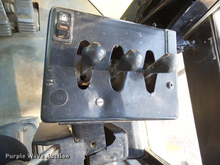 image for item DX9129 2002 Caterpillar 950G wheel loader