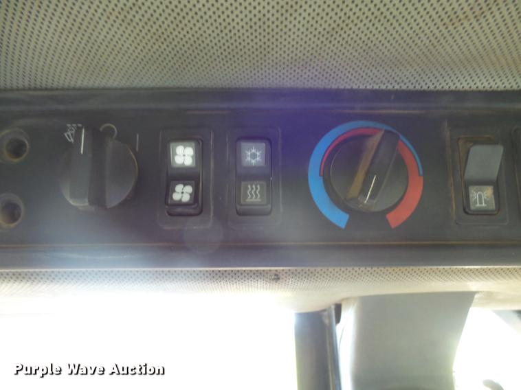 image for item DX9129 2002 Caterpillar 950G wheel loader