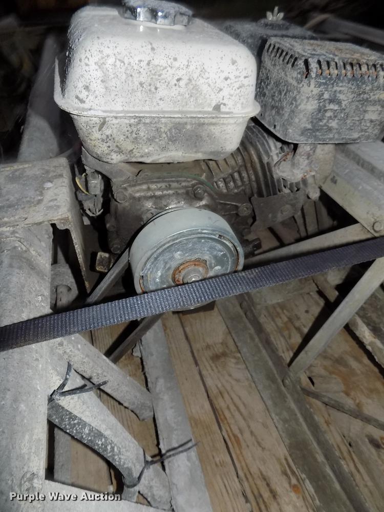 image for item DZ9540 (2) Morrison concrete screeds