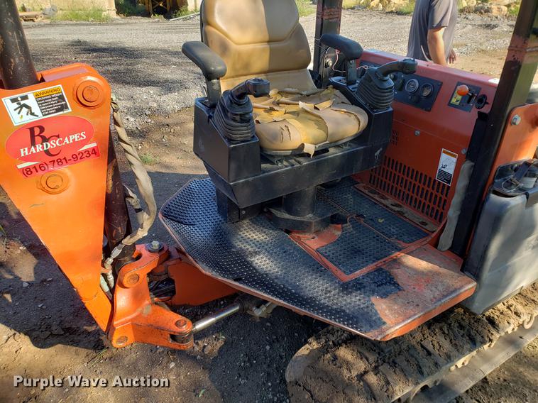 image for item EF9834 Ditch Witch XT850 mini skid steer/mini excavator/tool carrier