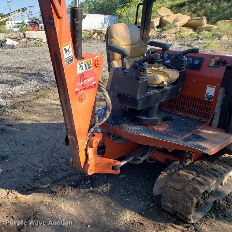 image for item EF9834 Ditch Witch XT850 mini skid steer/mini excavator/tool carrier