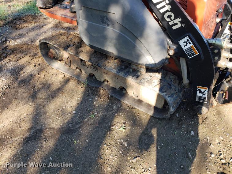 image for item EF9834 Ditch Witch XT850 mini skid steer/mini excavator/tool carrier