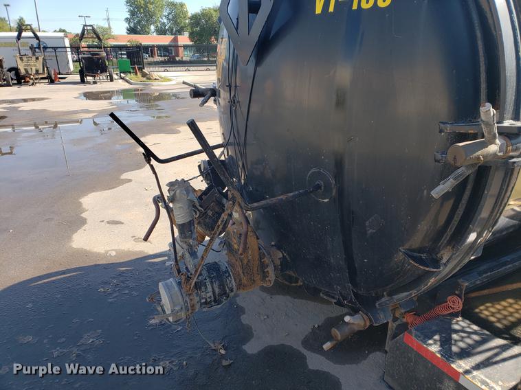 image for item EF9836 Presvac Systems vacuum truck tank