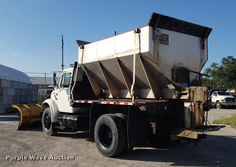 image for item EF9851 1996 International 4900 flat dump bed truck