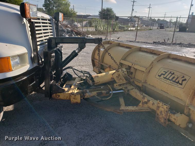 image for item EF9851 1996 International 4900 flat dump bed truck