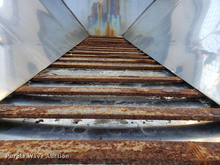 image for item EF9851 1996 International 4900 flat dump bed truck