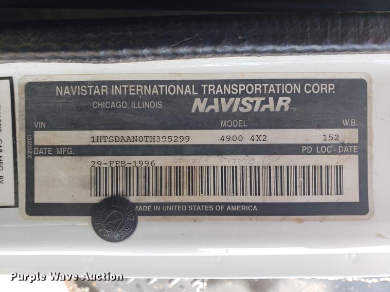 image for item EF9851 1996 International 4900 flat dump bed truck