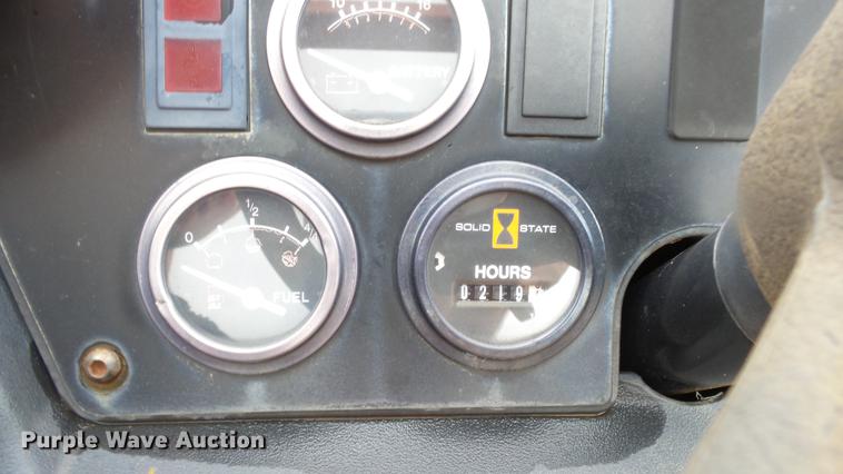 image for item FE9182 2006 Ditch Witch RT36 trencher