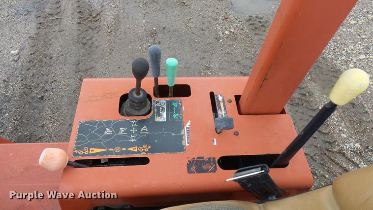 image for item FE9182 2006 Ditch Witch RT36 trencher