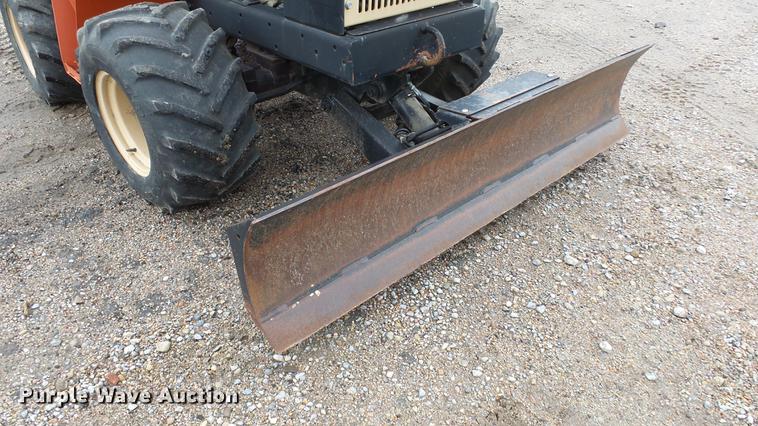 image for item FE9182 2006 Ditch Witch RT36 trencher