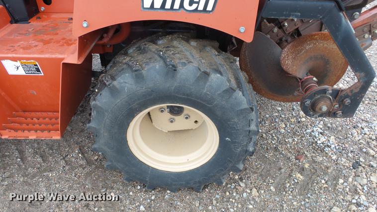 image for item FE9182 2006 Ditch Witch RT36 trencher