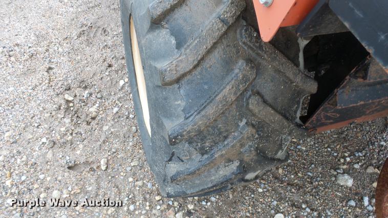 image for item FE9182 2006 Ditch Witch RT36 trencher