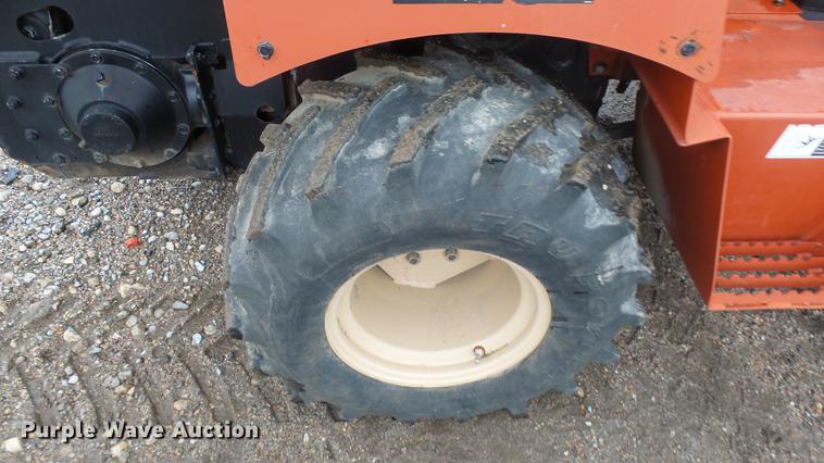 image for item FE9182 2006 Ditch Witch RT36 trencher