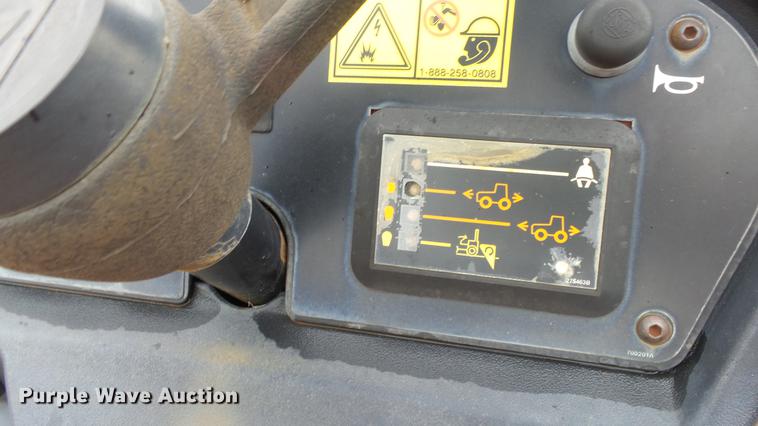 image for item FE9182 2006 Ditch Witch RT36 trencher