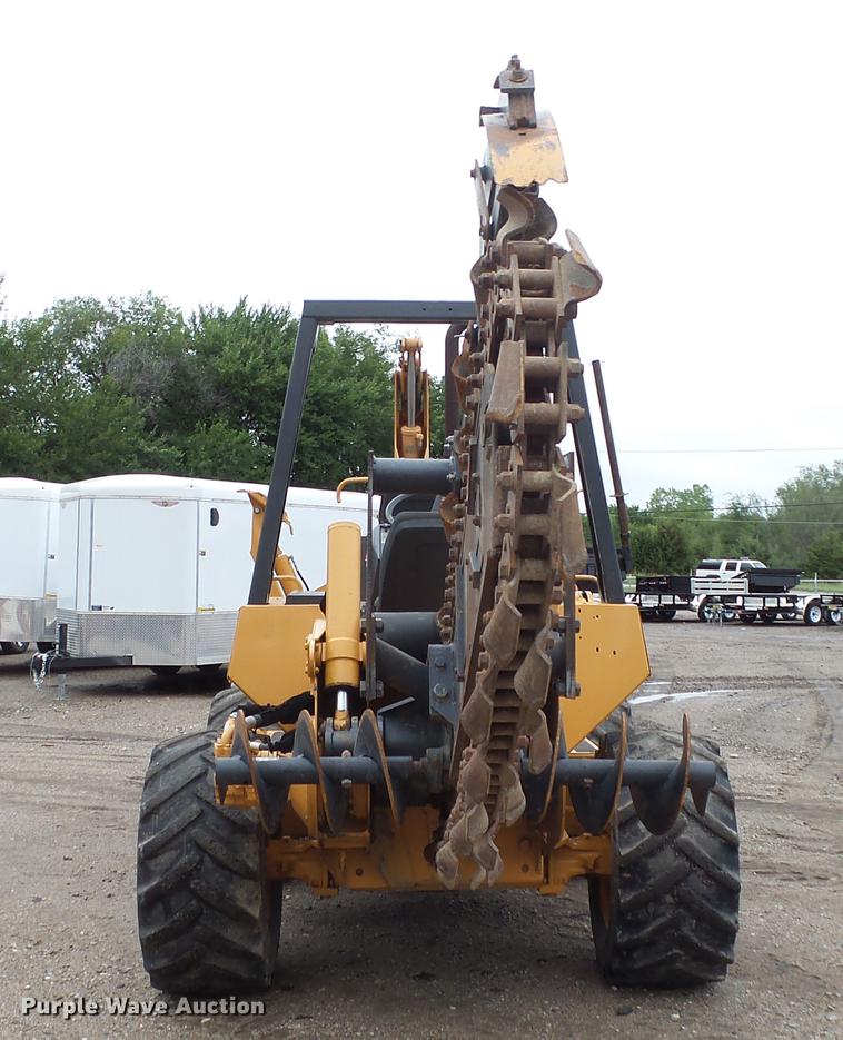 image for item FE9183 Case 860 trencher