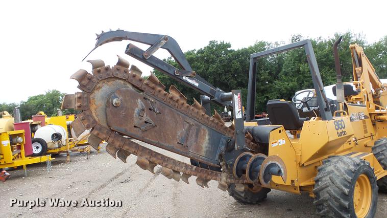 image for item FE9183 Case 860 trencher