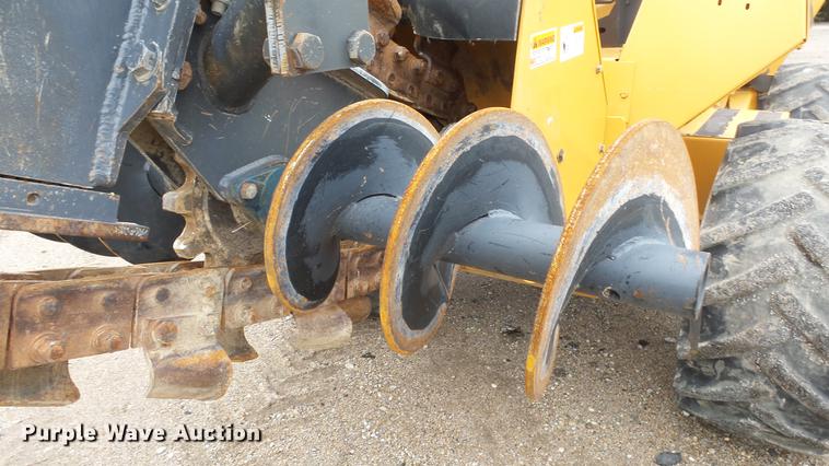image for item FE9183 Case 860 trencher