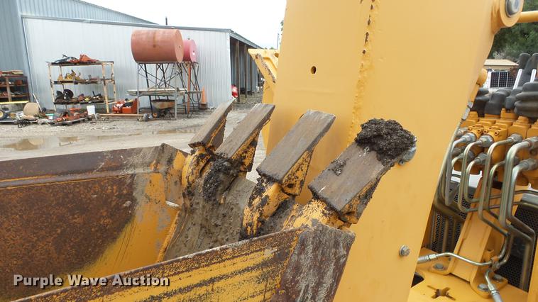 image for item FE9183 Case 860 trencher