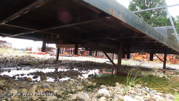 image for item FE9184 16'L x 100"W flatbed