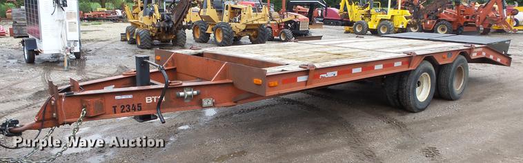 image for item FE9186 1995 Ditch Witch equipment trailer