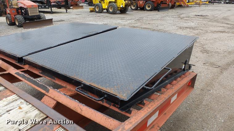 image for item FE9186 1995 Ditch Witch equipment trailer