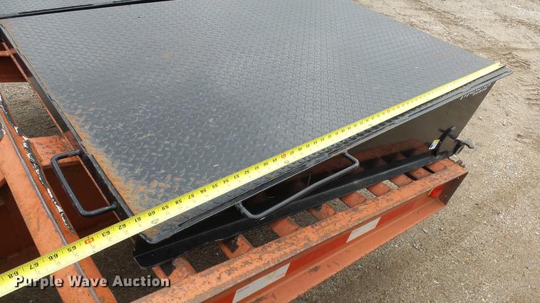 image for item FE9186 1995 Ditch Witch equipment trailer