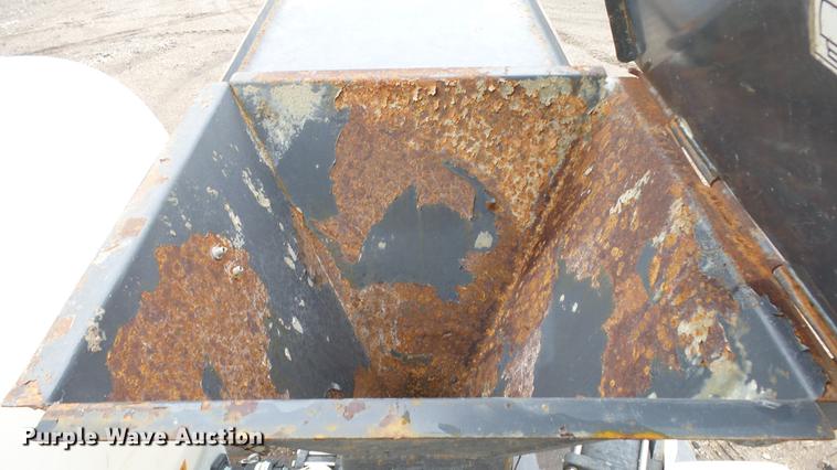 image for item FE9187 2005 Big Tex equipment trailer