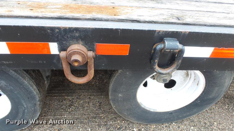 image for item FE9188 2009 Contrail equipment trailer