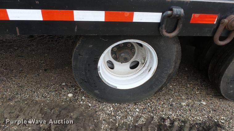 image for item FE9188 2009 Contrail equipment trailer