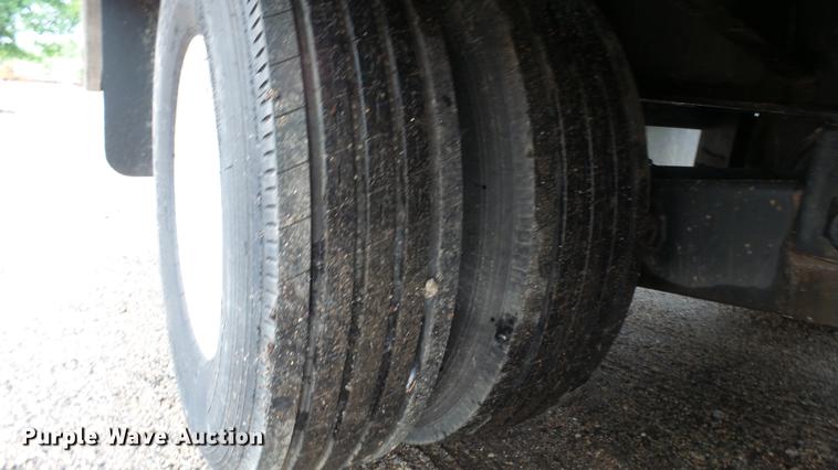 image for item FE9188 2009 Contrail equipment trailer