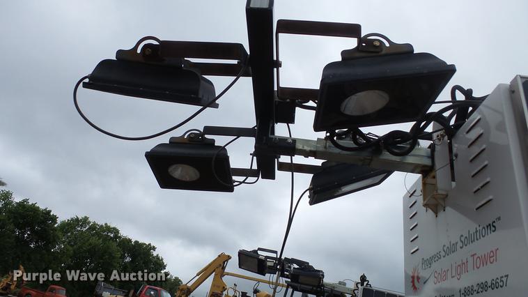 image for item FE9189 2011 Progress Solar SLT800 light plant